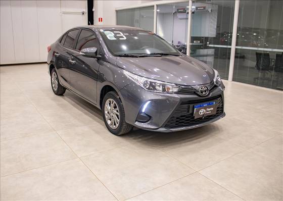 TOYOTA YARIS 1.5 16V FLEX SEDAN XS CONNECT MULTIDRIVE TOYOTA YARIS 1.5 16V FLEX SEDAN XS CONNECT MULTIDRIVE